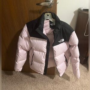 Pink north face nupste puffer 🌸🌸
